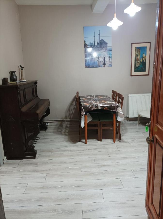 דירות איסטמבול Retro & Wood מראה חיצוני תמונה